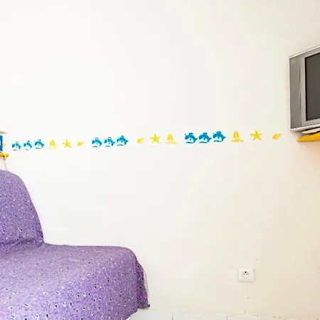 Bright With Terrace In Motte Λα Γκραντ-Μοτ